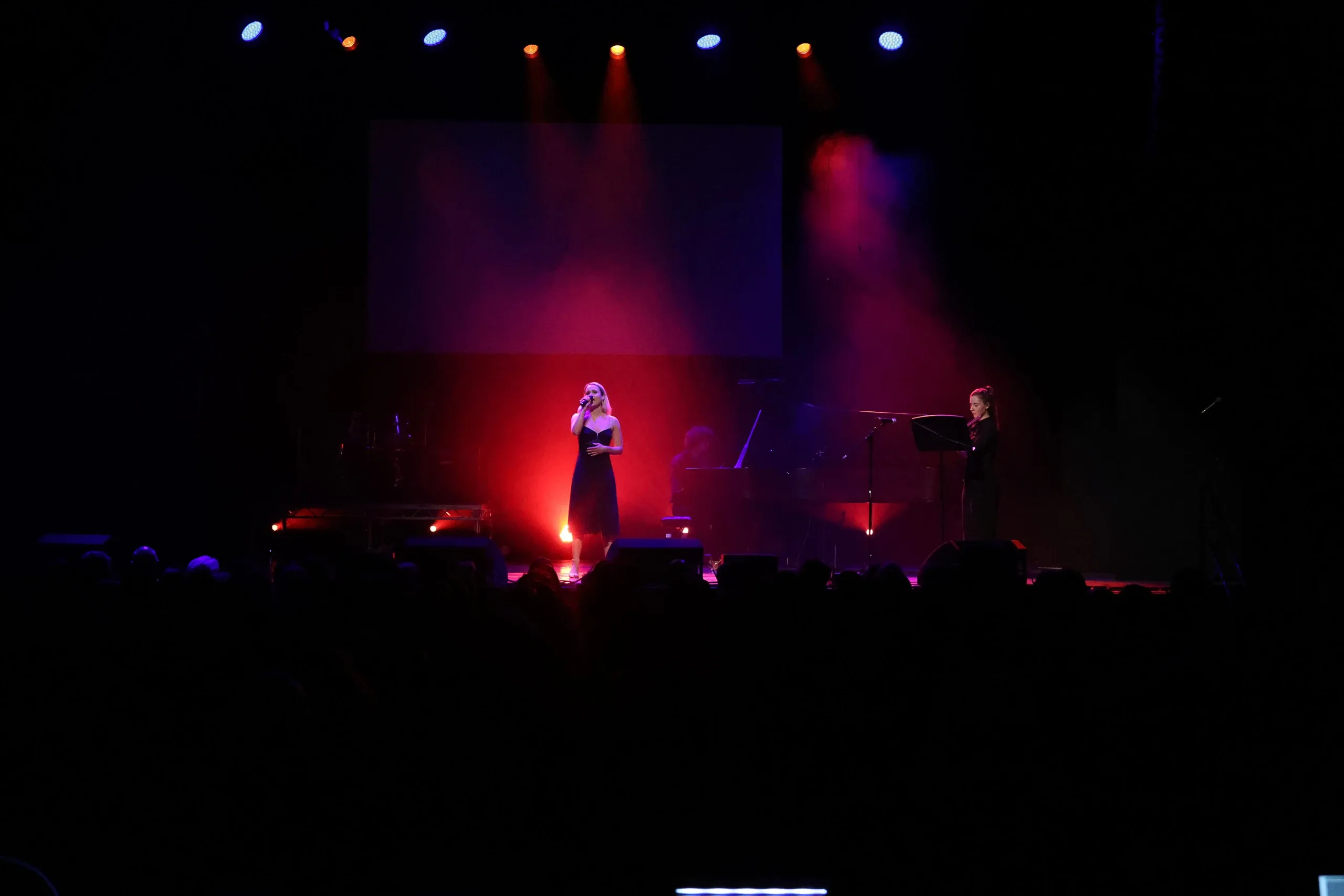 Alumna Maddie Combes